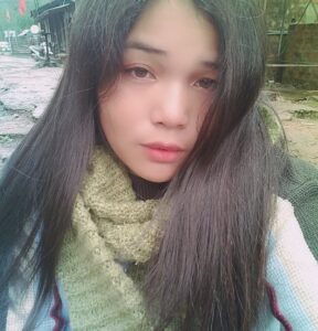 About Nina Ho